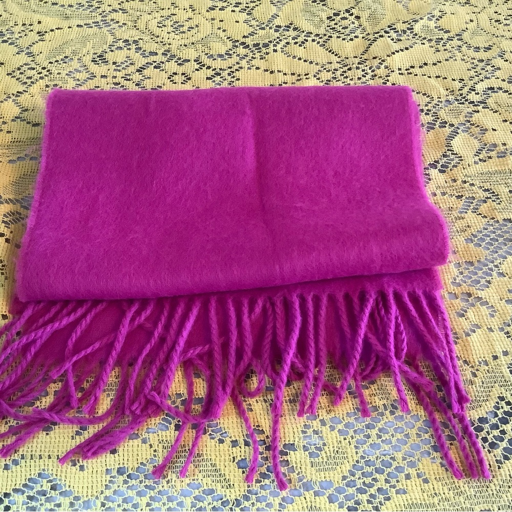 Cashmere feels 100% Acrylics Scarf pink - Picture 2 of 3